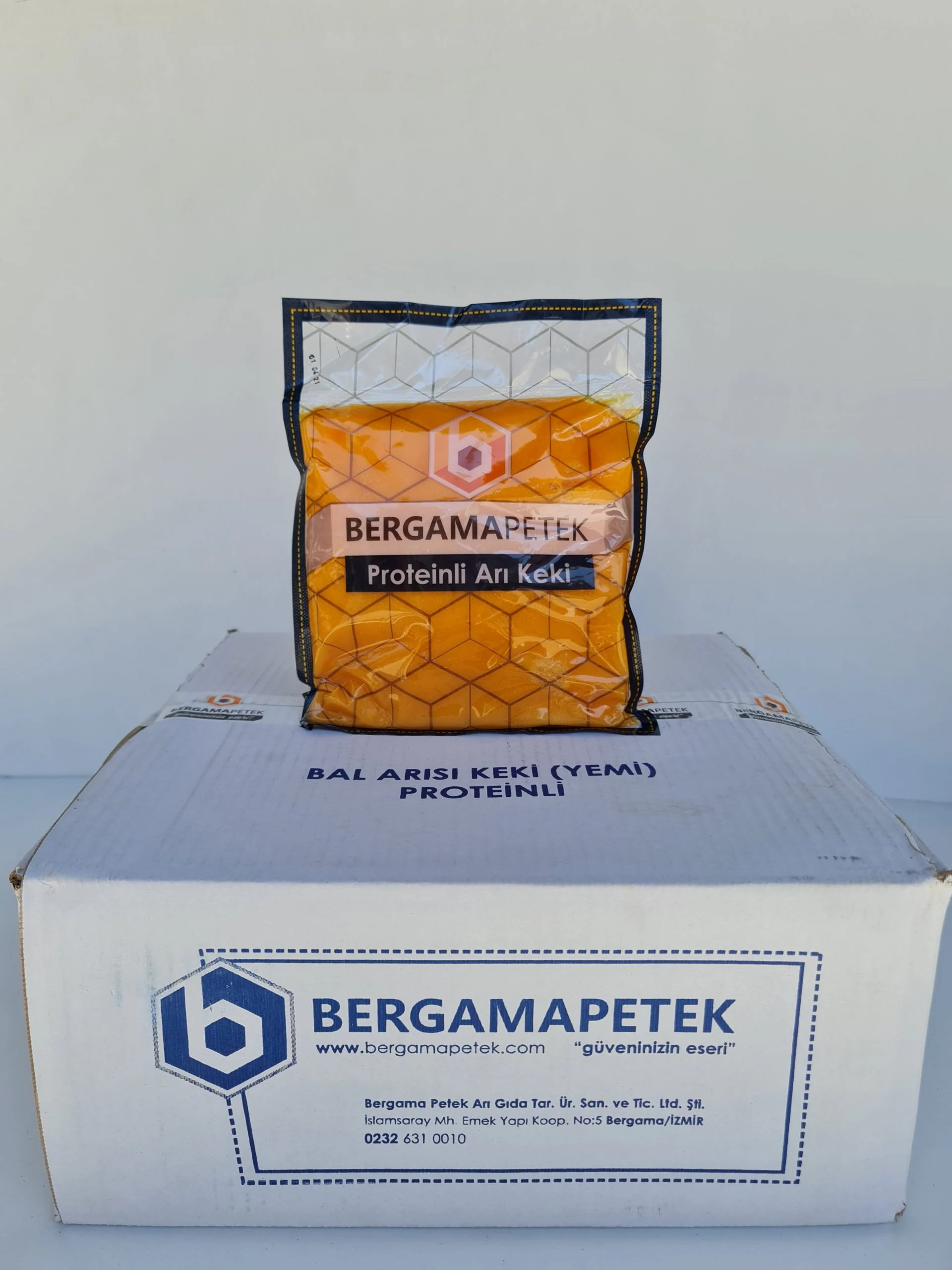 Bergama Proteinli Arı Keki (20 kg.)